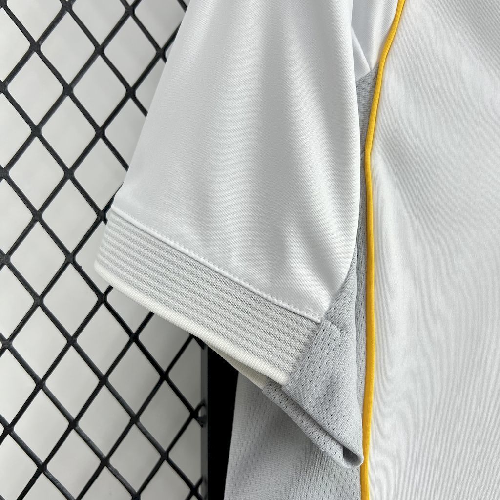 Real Madrid 25/26 Fan - Image 2