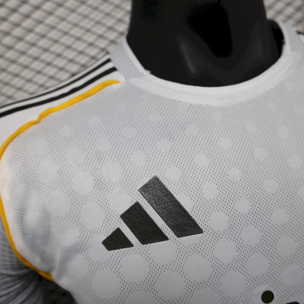 Real Madrid Local 25/26 Player - Image 5