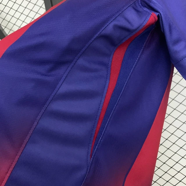 Barcelona Local 25/26 Fan - Image 6